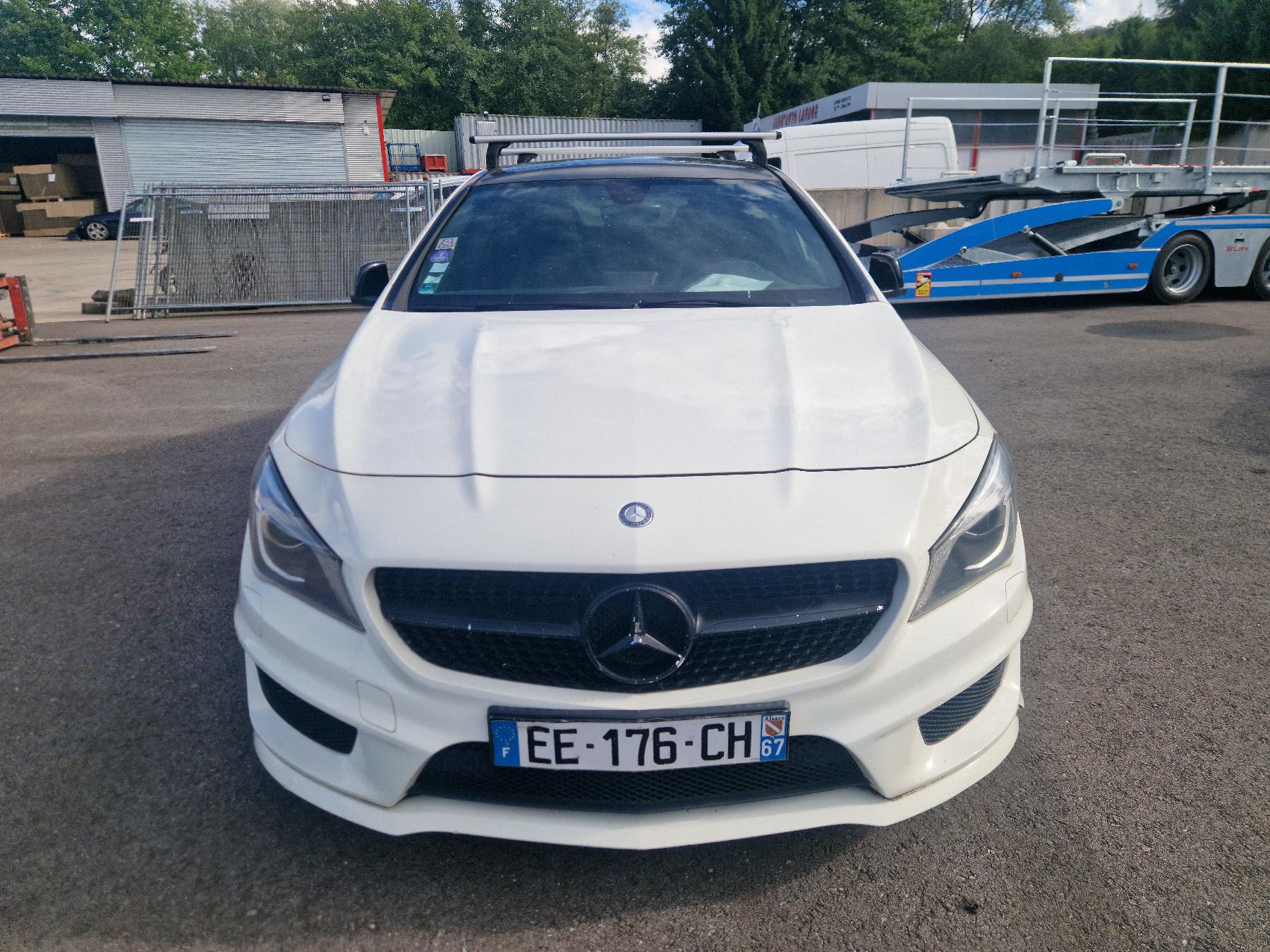 Panneau de porte arriere droit pour MERCEDES CLASSE CLA 117 Panneau de porte arriere droit pour MERCEDES CLASSE CLA 117