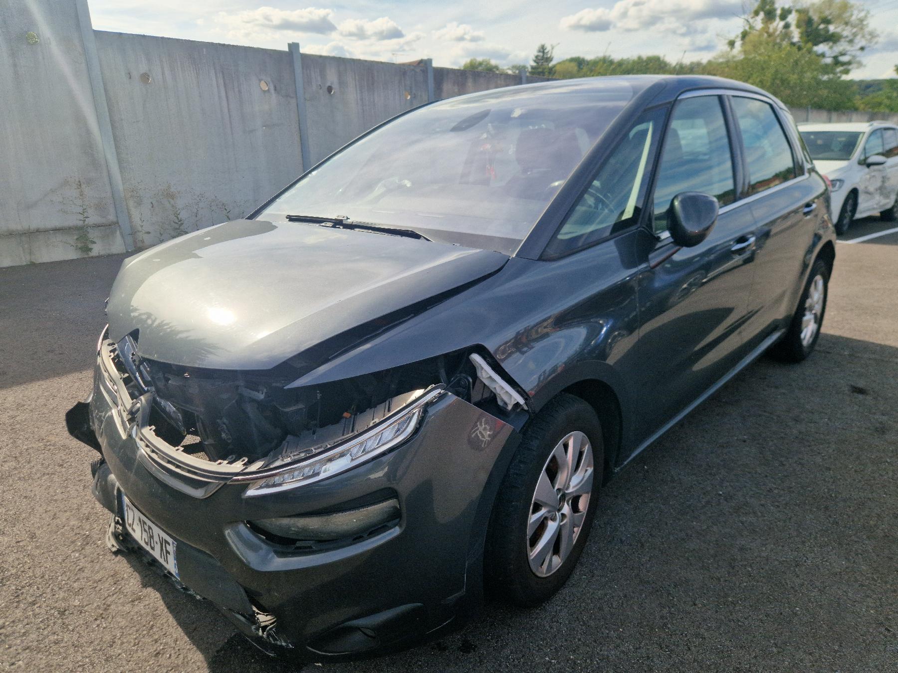 Poignee porte arriere gauche pour CITROEN C4 PICASSO 2 PHASE 1 Poignee porte arriere gauche pour CITROEN C4 PICASSO 2 PHASE 1