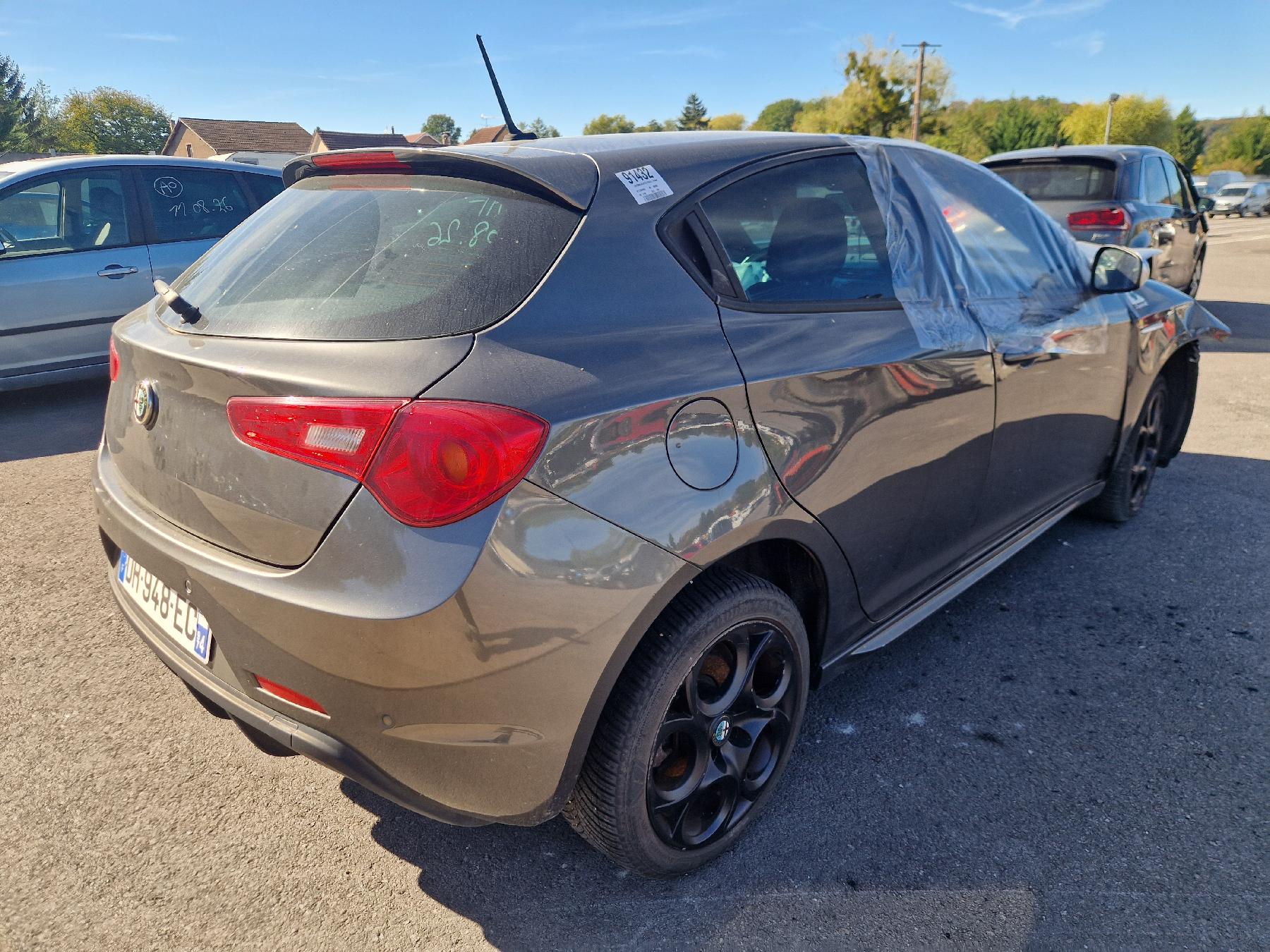 Renfort pare choc arriere (traverse) pour ALFA ROMEO GIULIETTA 2 PHASE 2 Renfort pare choc arriere (traverse) pour ALFA ROMEO GIULIETTA 2 PHASE 2