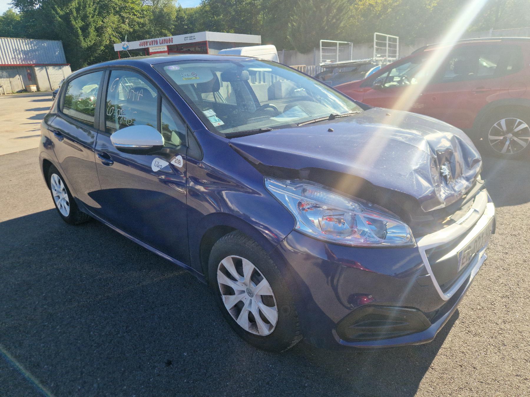 Baie de pare brise pour PEUGEOT 208 1 PHASE 2 Baie de pare brise pour PEUGEOT 208 1 PHASE 2