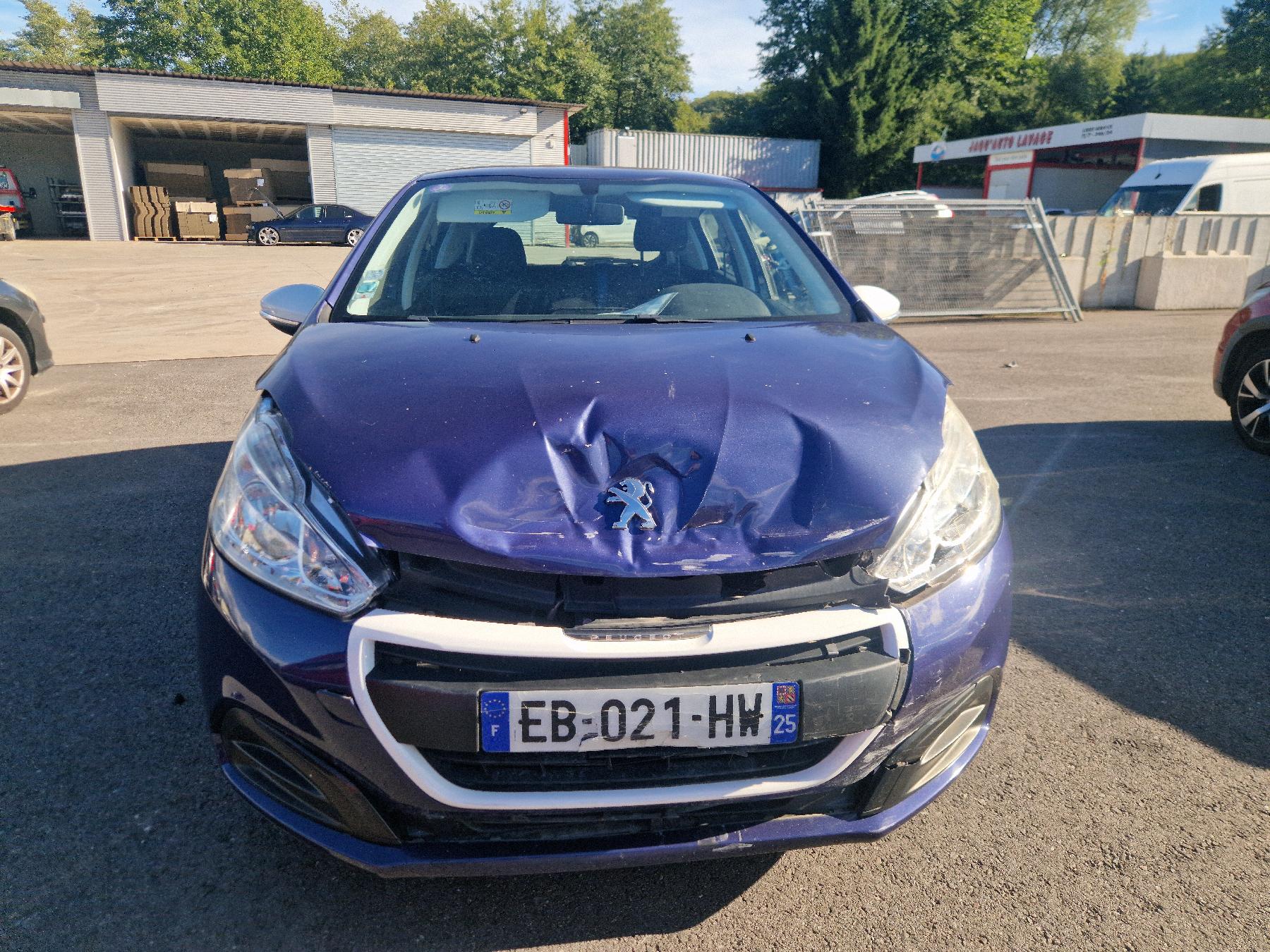 Baie de pare brise pour PEUGEOT 208 1 PHASE 2 Baie de pare brise pour PEUGEOT 208 1 PHASE 2