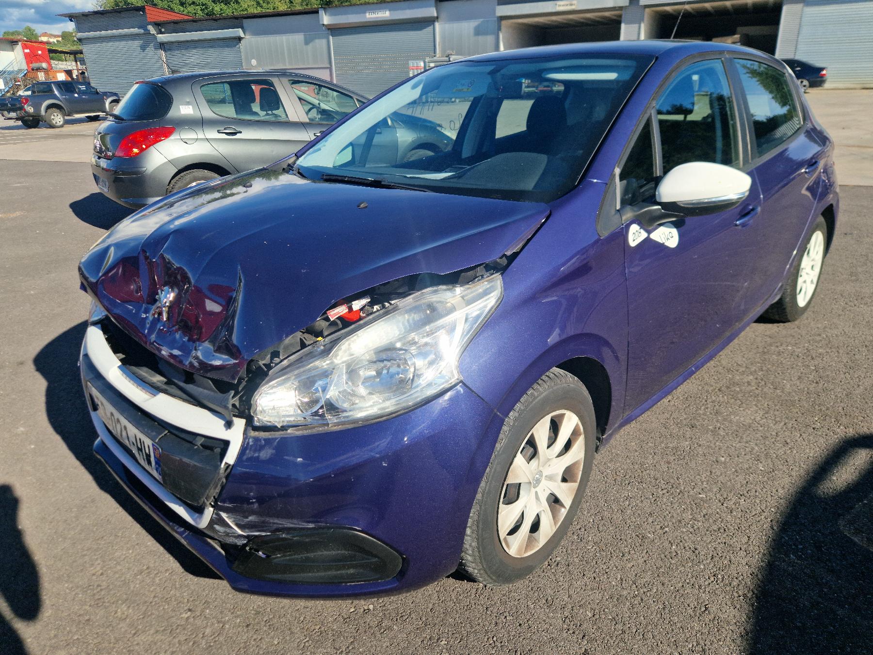Baie de pare brise pour PEUGEOT 208 1 PHASE 2 Baie de pare brise pour PEUGEOT 208 1 PHASE 2