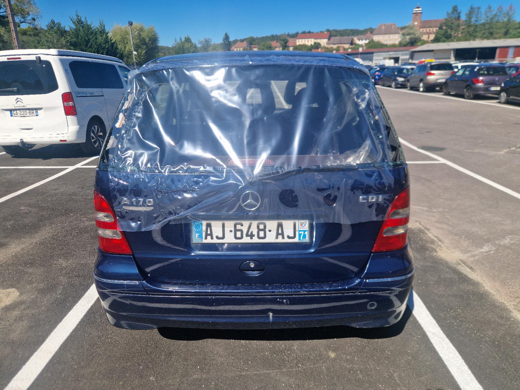 Calandre pour MERCEDES CLASSE A 168 PHASE 2 Calandre pour MERCEDES CLASSE A 168 PHASE 2