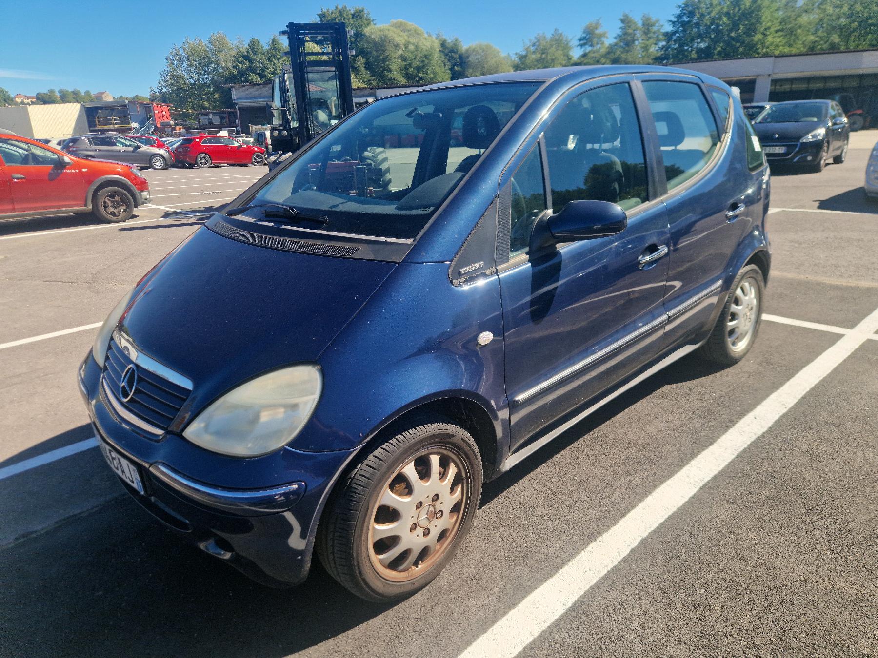 Calandre pour MERCEDES CLASSE A 168 PHASE 2 Calandre pour MERCEDES CLASSE A 168 PHASE 2