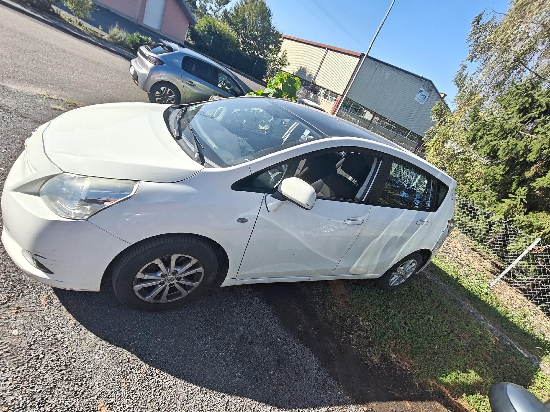 Renfort pare choc arriere (traverse) pour TOYOTA VERSO PHASE 1 Renfort pare choc arriere (traverse) pour TOYOTA VERSO PHASE 1