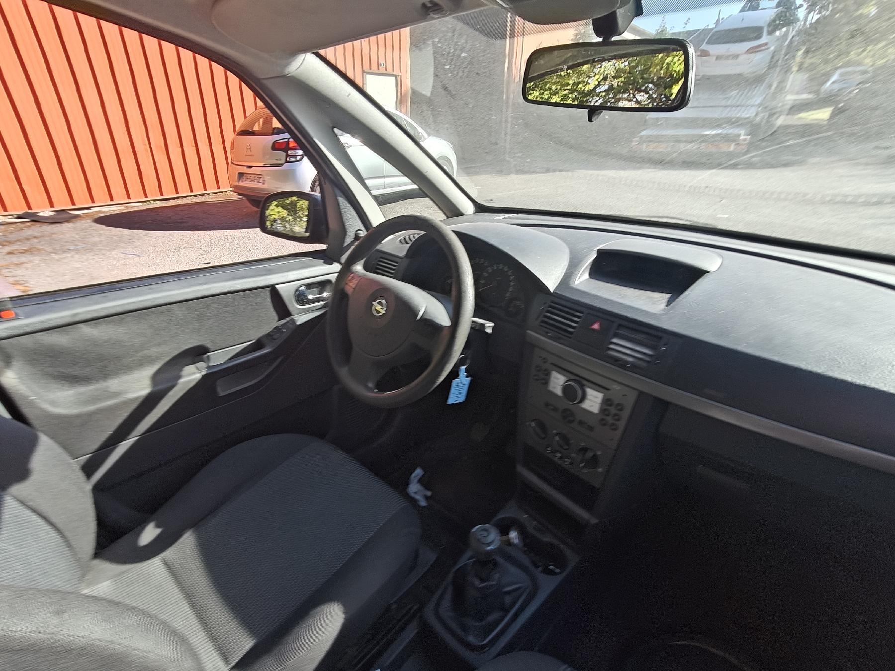 Calandre pour OPEL MERIVA A PHASE 2 Calandre pour OPEL MERIVA A PHASE 2