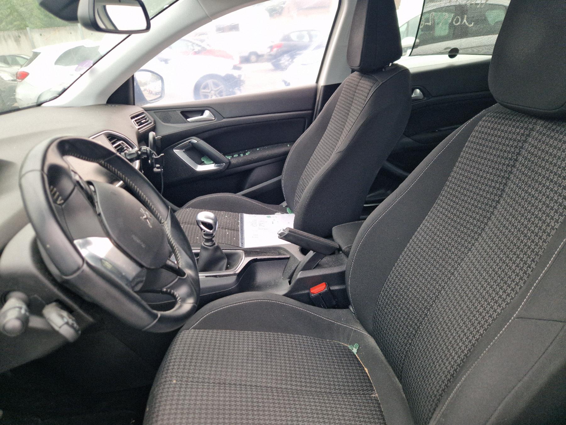 Aile avant gauche pour PEUGEOT 308 2 PHASE 2 Aile avant gauche pour PEUGEOT 308 2 PHASE 2