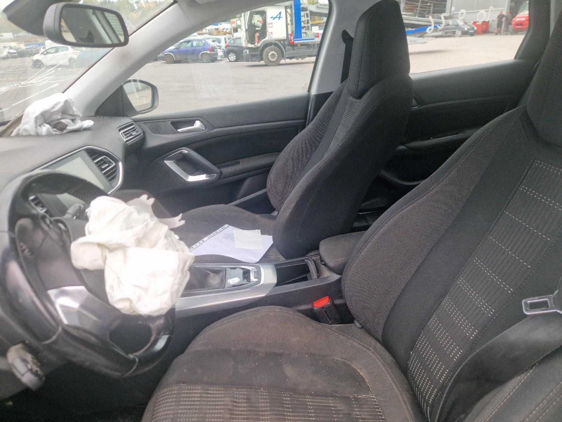 Moteur pour PEUGEOT 308 2 SW PHASE 1 BREAK Moteur pour PEUGEOT 308 2 SW PHASE 1 BREAK