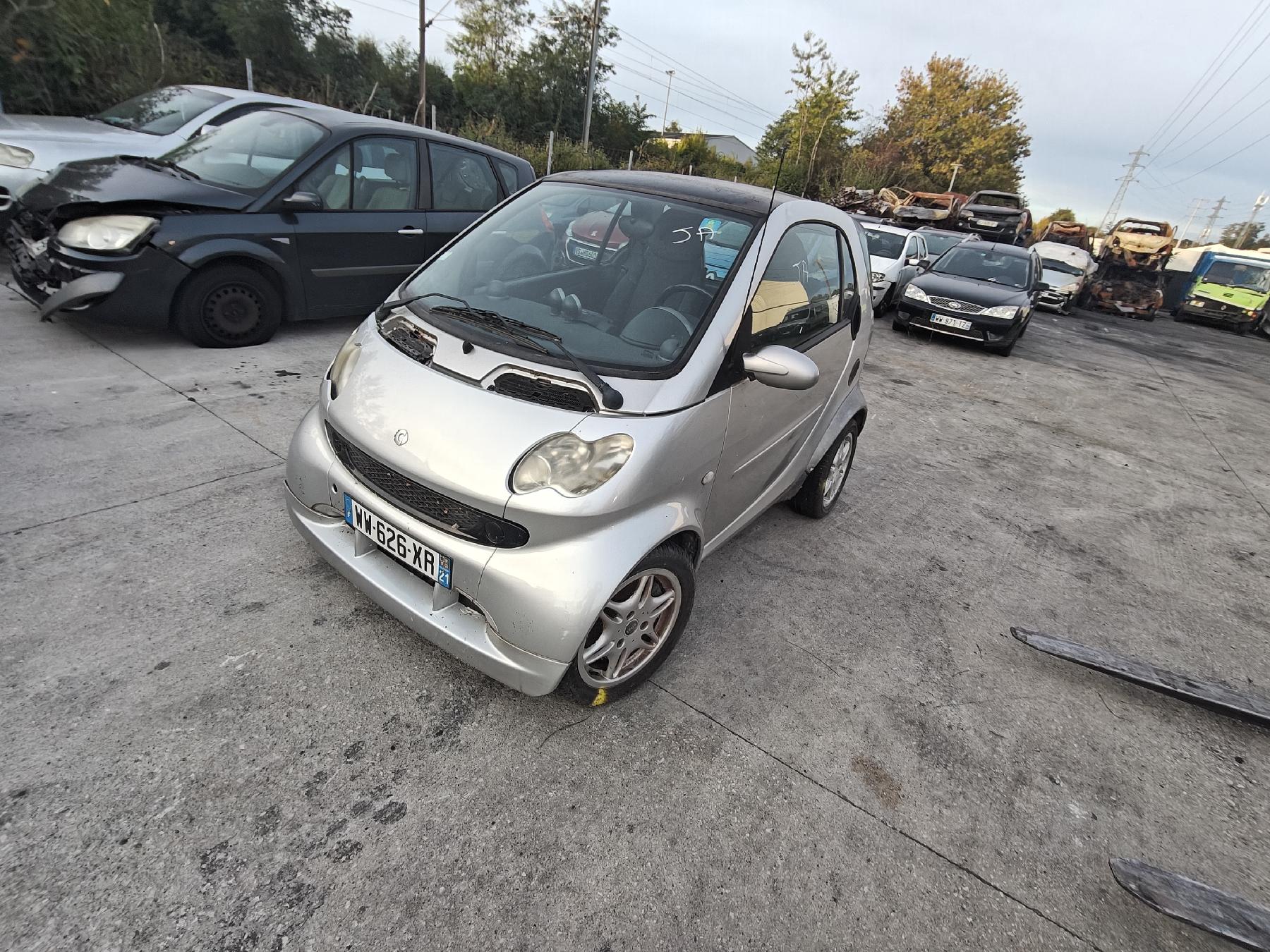 Serrure avant gauche pour SMART FORTWO 1 PHASE 2 COUPE Serrure avant gauche pour SMART FORTWO 1 PHASE 2 COUPE