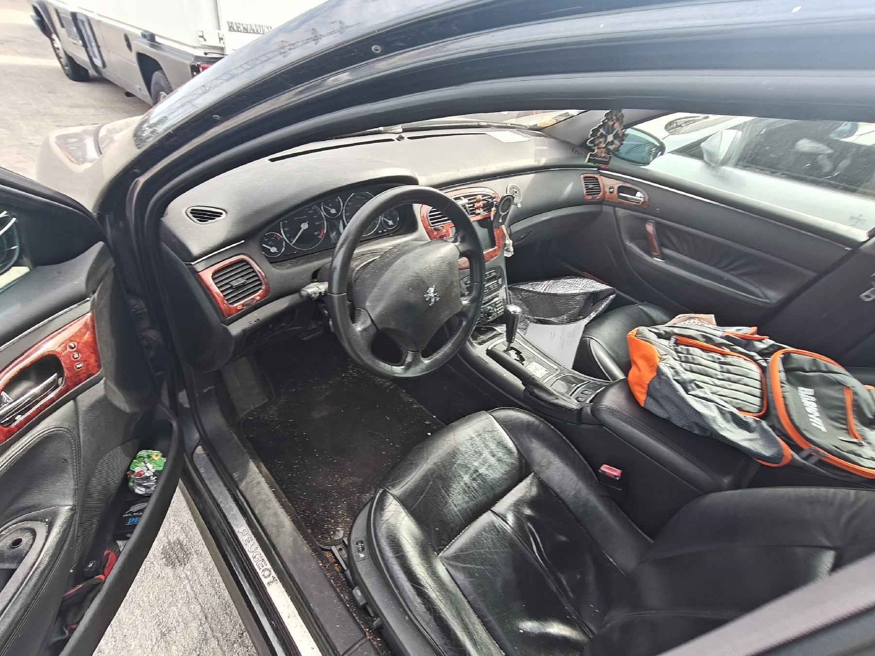 Anti brouillard gauche (feux) pour PEUGEOT 607 PHASE 2 Anti brouillard gauche (feux) pour PEUGEOT 607 PHASE 2