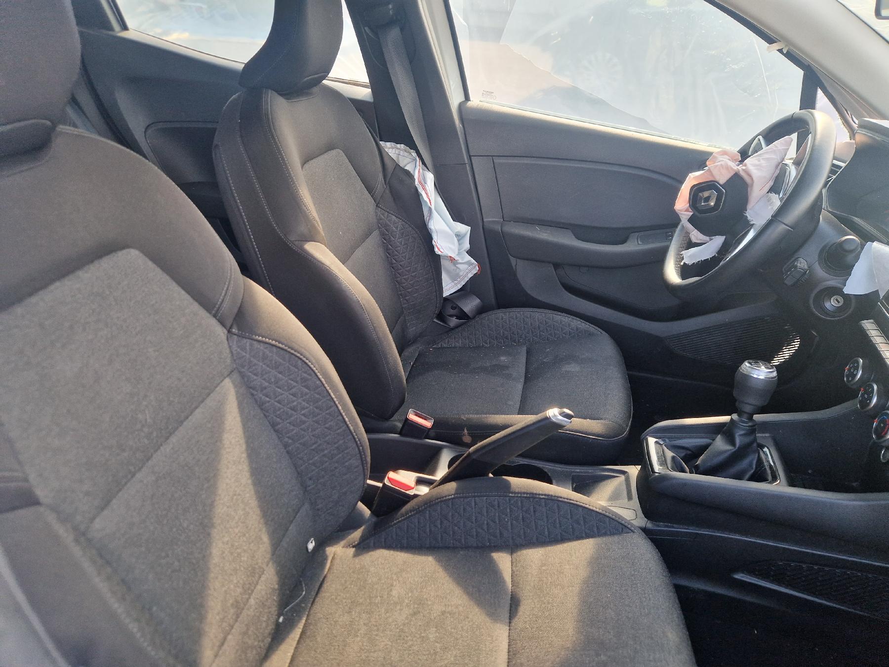 Poignee porte avant droit pour RENAULT CLIO 5 PHASE 1 Poignee porte avant droit pour RENAULT CLIO 5 PHASE 1
