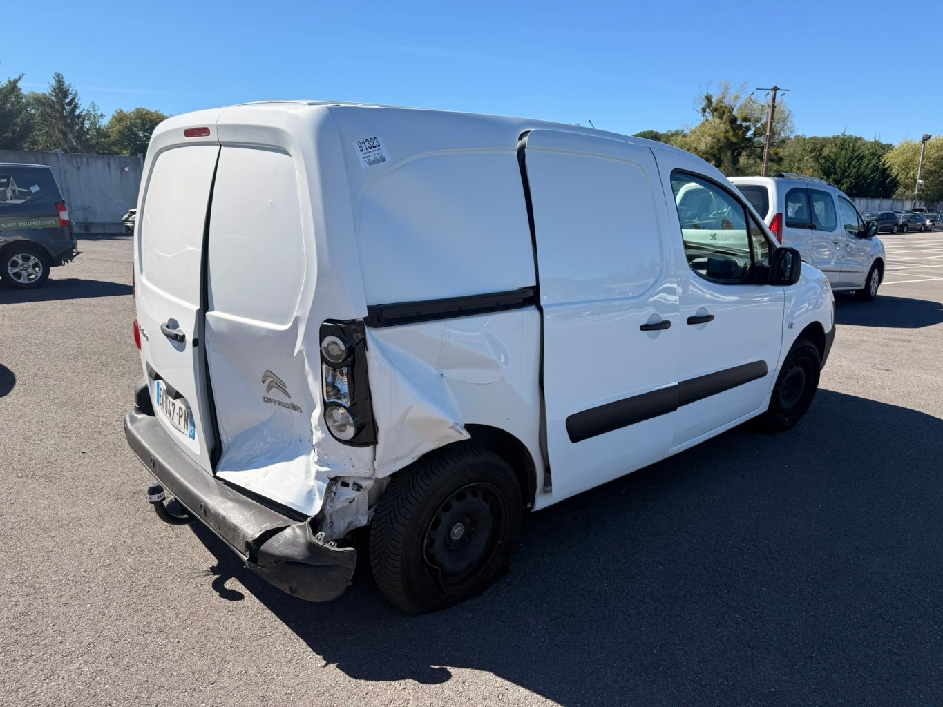 Cloison de separation (utilitaire) pour CITROEN BERLINGO 2 PHASE 3 Cloison de separation (utilitaire) pour CITROEN BERLINGO 2 PHASE 3