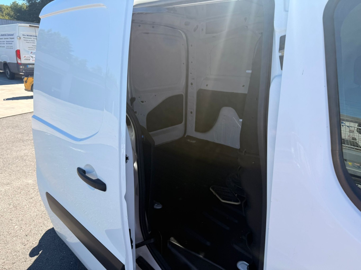 Cloison de separation (utilitaire) pour CITROEN BERLINGO 2 PHASE 3 Cloison de separation (utilitaire) pour CITROEN BERLINGO 2 PHASE 3