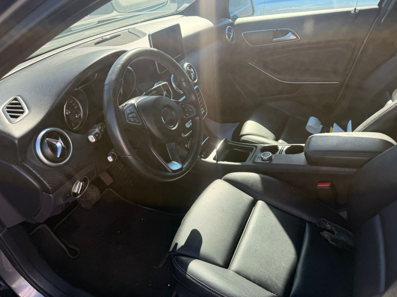Porte arriere gauche pour MERCEDES CLASSE A 176 PHASE 2 Porte arriere gauche pour MERCEDES CLASSE A 176 PHASE 2
