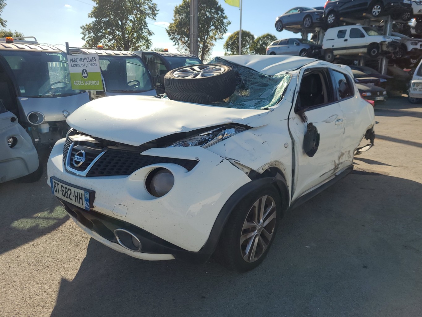 Malle/Hayon arriere pour NISSAN JUKE 1 PHASE 1 Malle/Hayon arriere pour NISSAN JUKE 1 PHASE 1