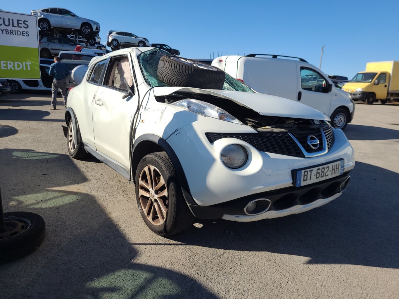 Malle/Hayon arriere pour NISSAN JUKE 1 PHASE 1 Malle/Hayon arriere pour NISSAN JUKE 1 PHASE 1