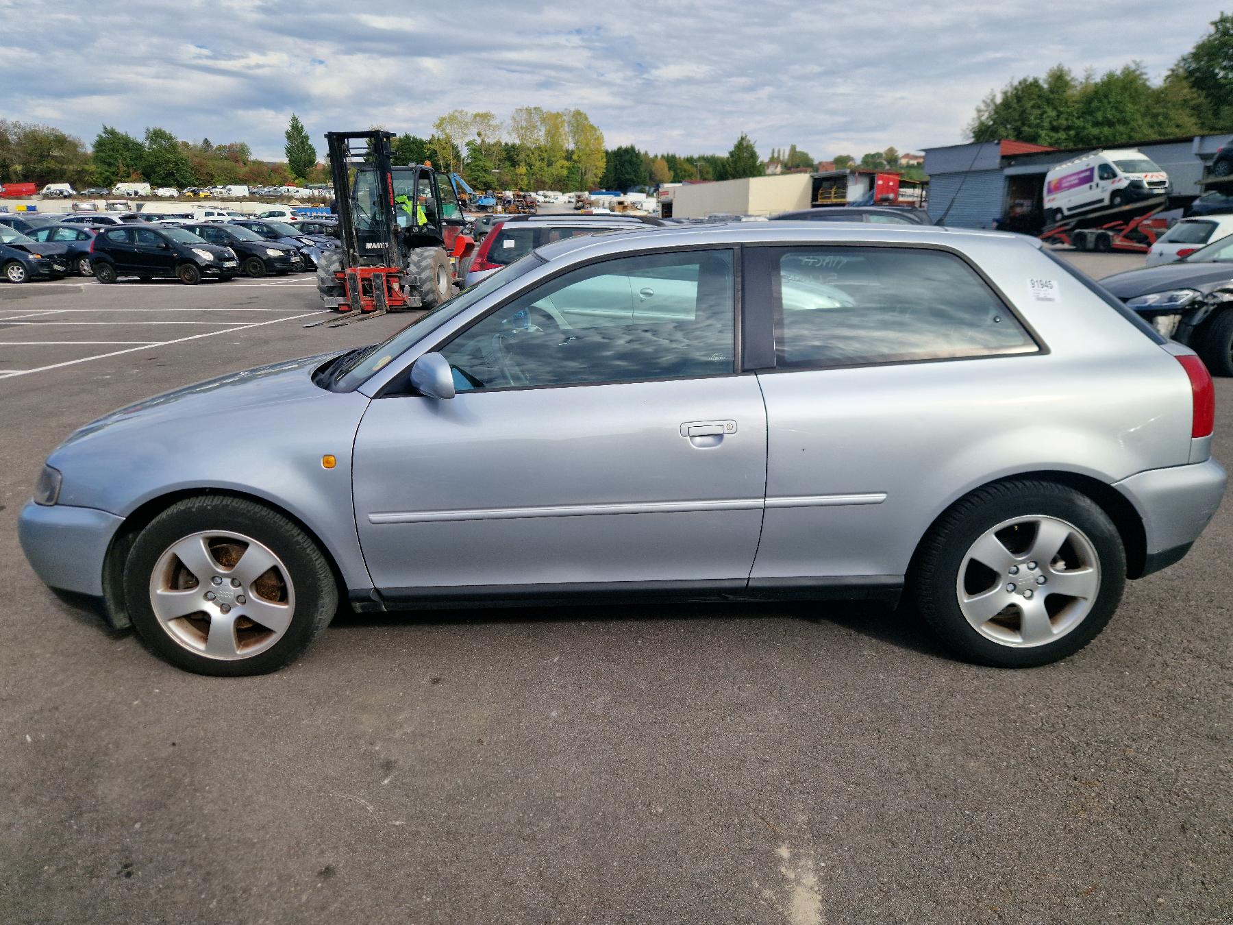 AUDI A3 1
