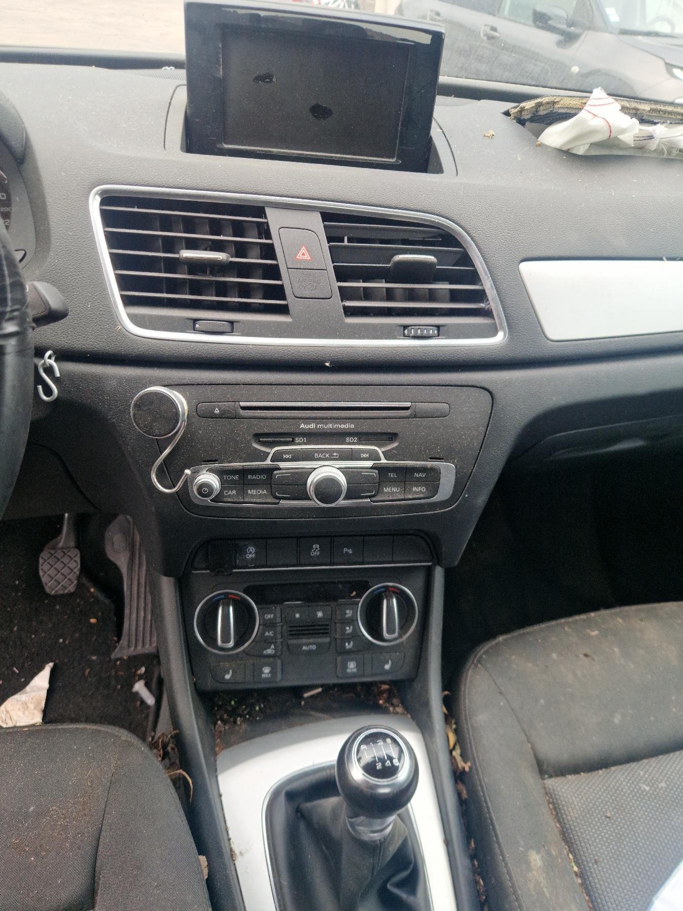 AUDI Q3 1