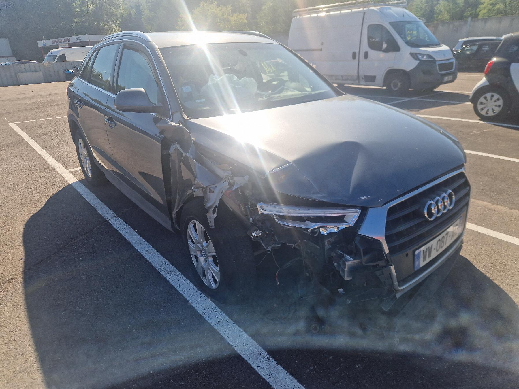 AUDI Q3 1