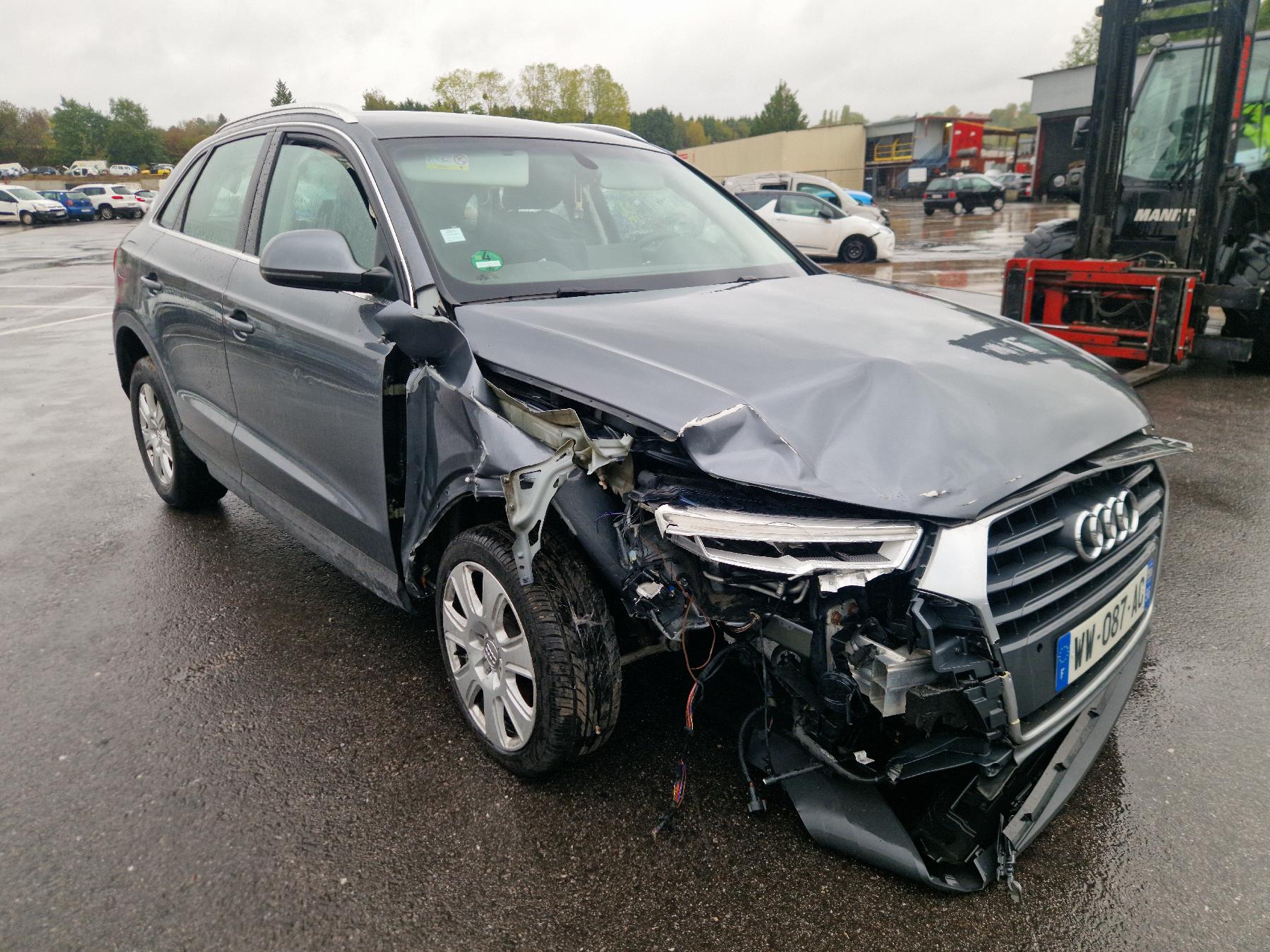 AUDI Q3 1