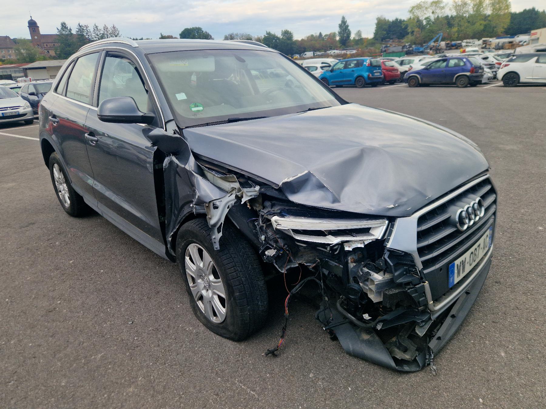 AUDI Q3 1