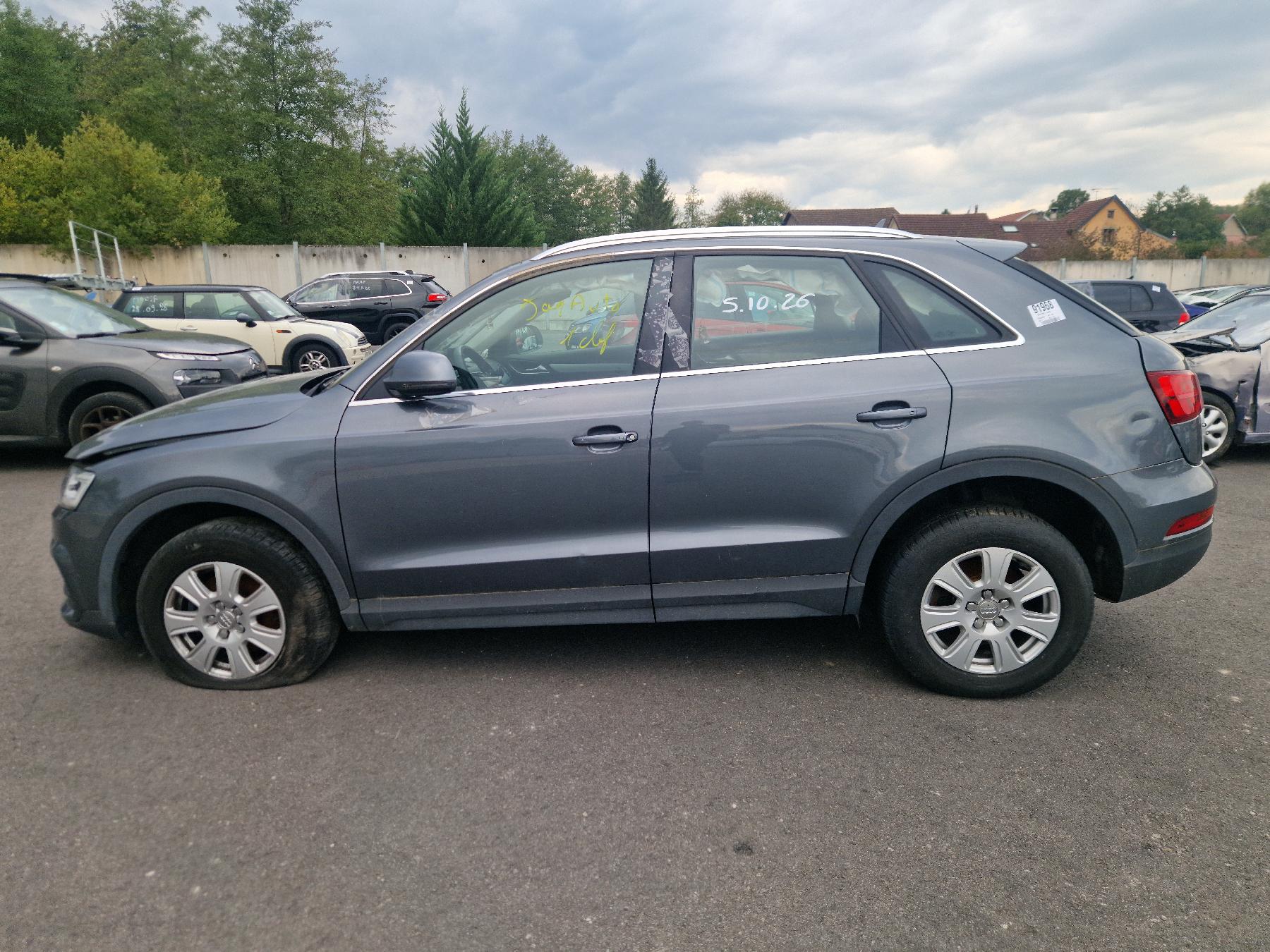 AUDI Q3 1