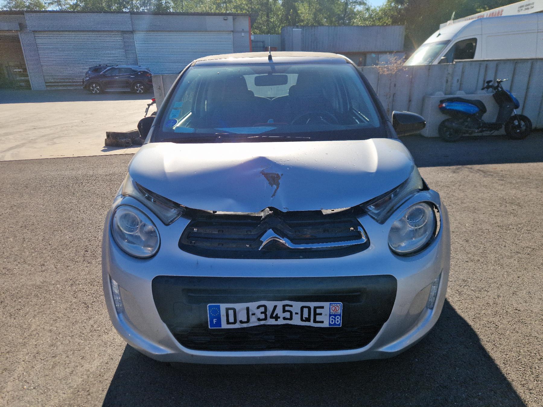 Arret de porte avant gauche pour CITROEN C1 2 Arret de porte avant gauche pour CITROEN C1 2
