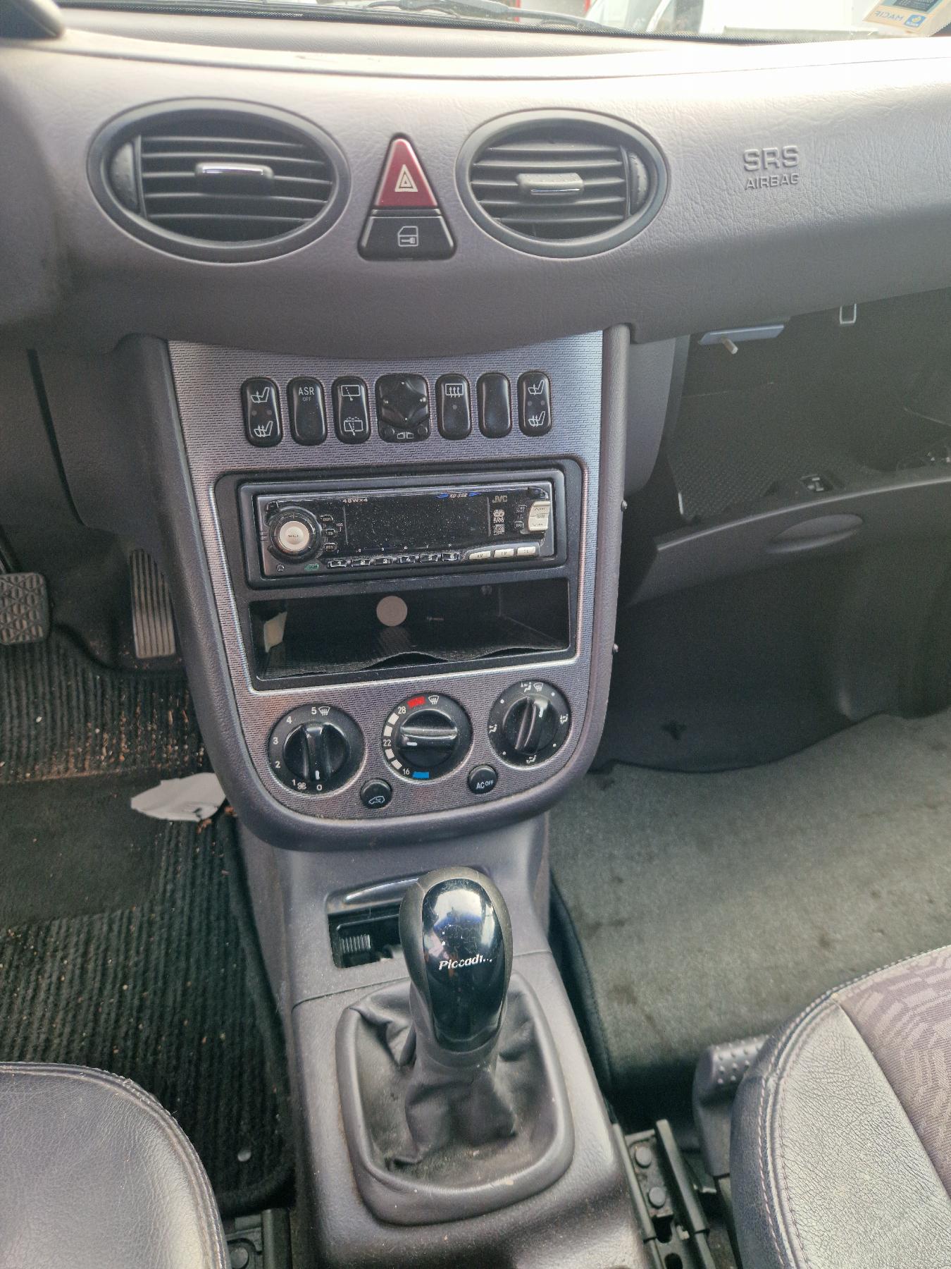 Moteur pour MERCEDES CLASSE A 168 PHASE 2 Moteur pour MERCEDES CLASSE A 168 PHASE 2