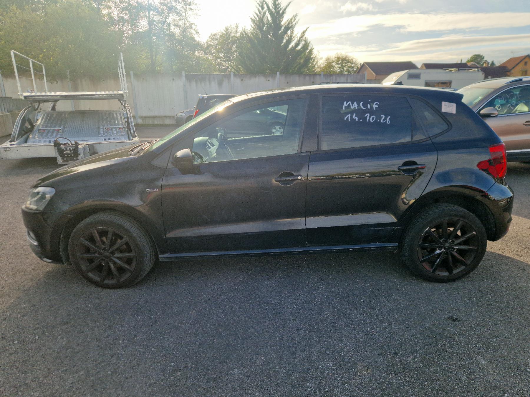VOLKSWAGEN POLO 5