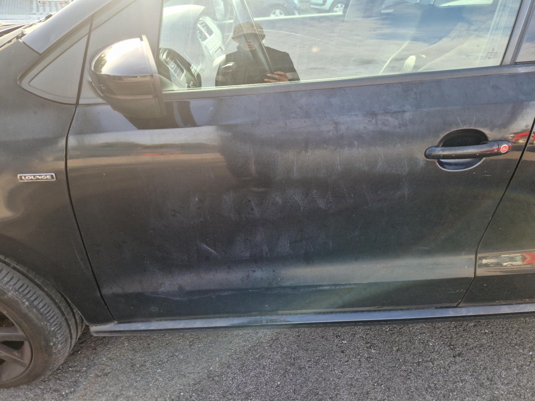 VOLKSWAGEN POLO 5