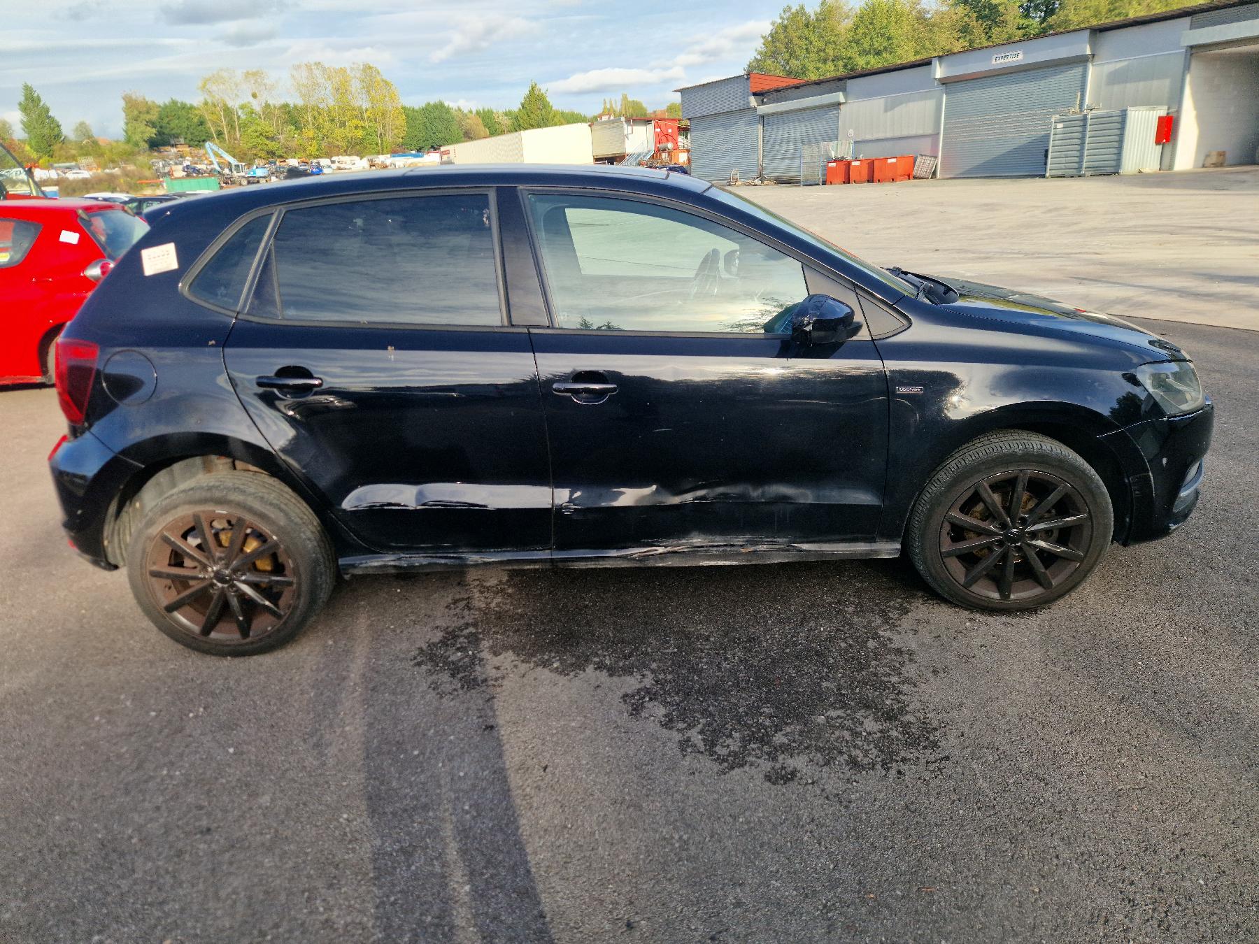 VOLKSWAGEN POLO 5