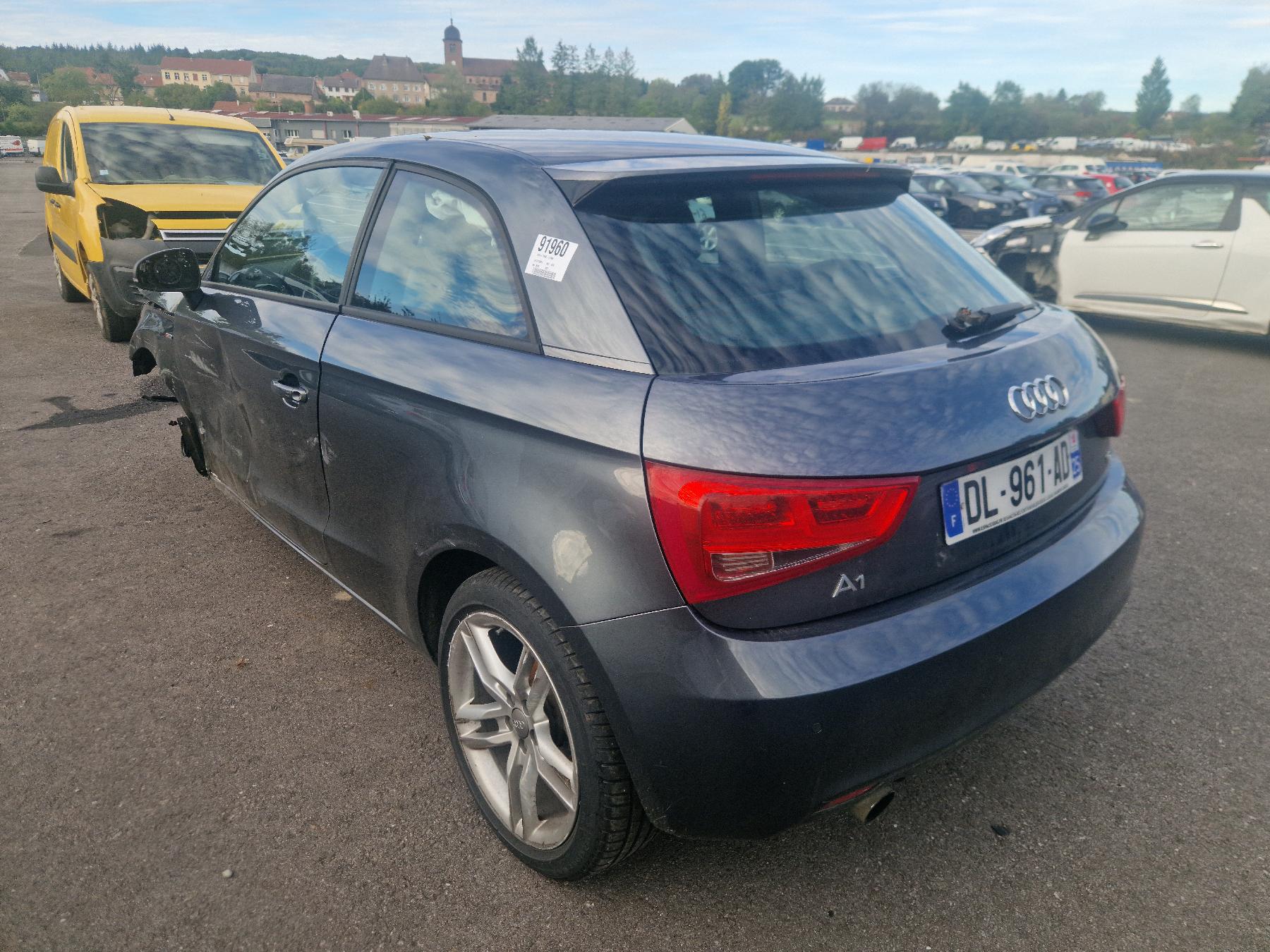 AUDI A1 1