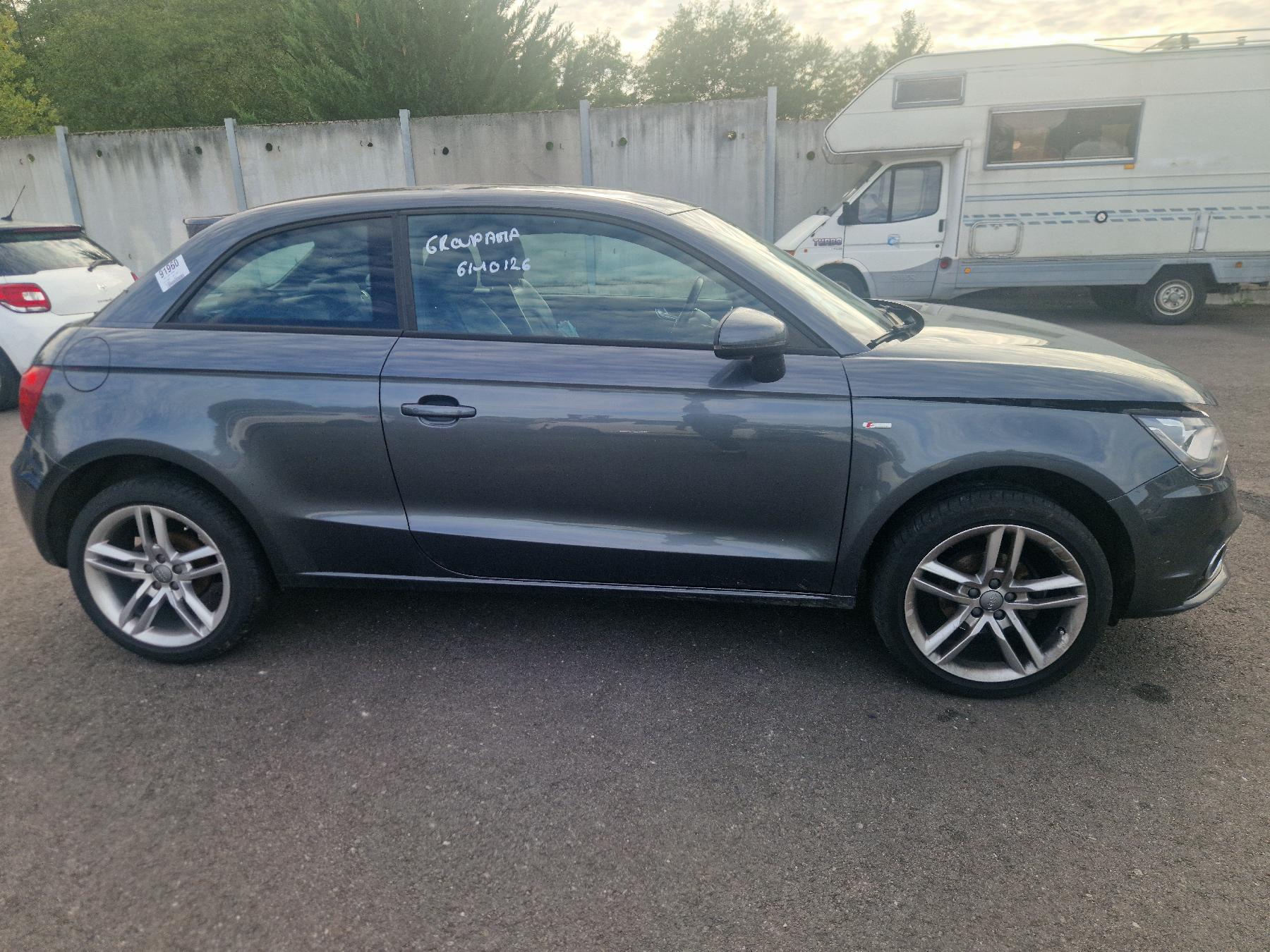 AUDI A1 1