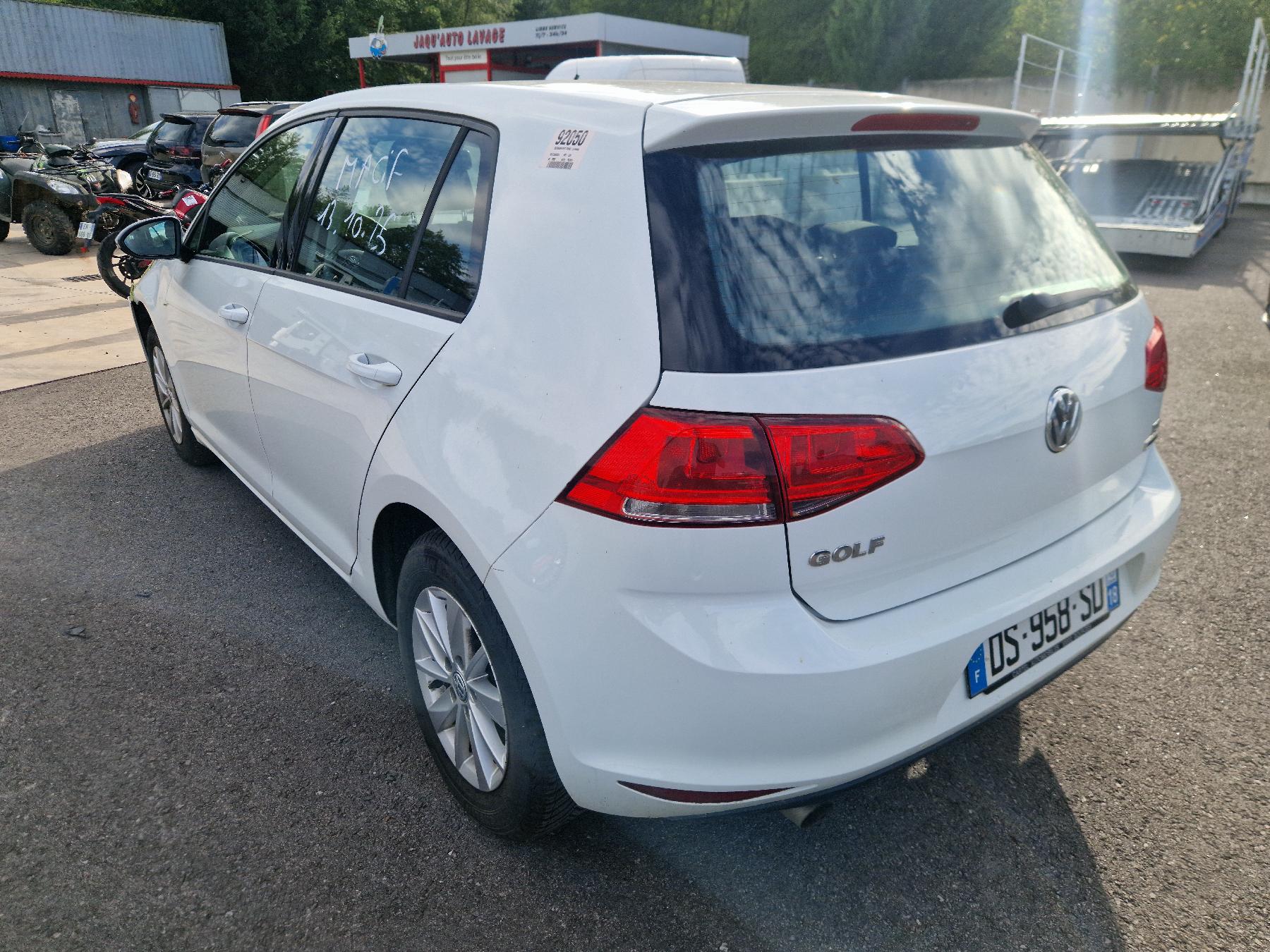 Poignee porte arriere droit pour VOLKSWAGEN GOLF 7 PHASE 1 Poignee porte arriere droit pour VOLKSWAGEN GOLF 7 PHASE 1