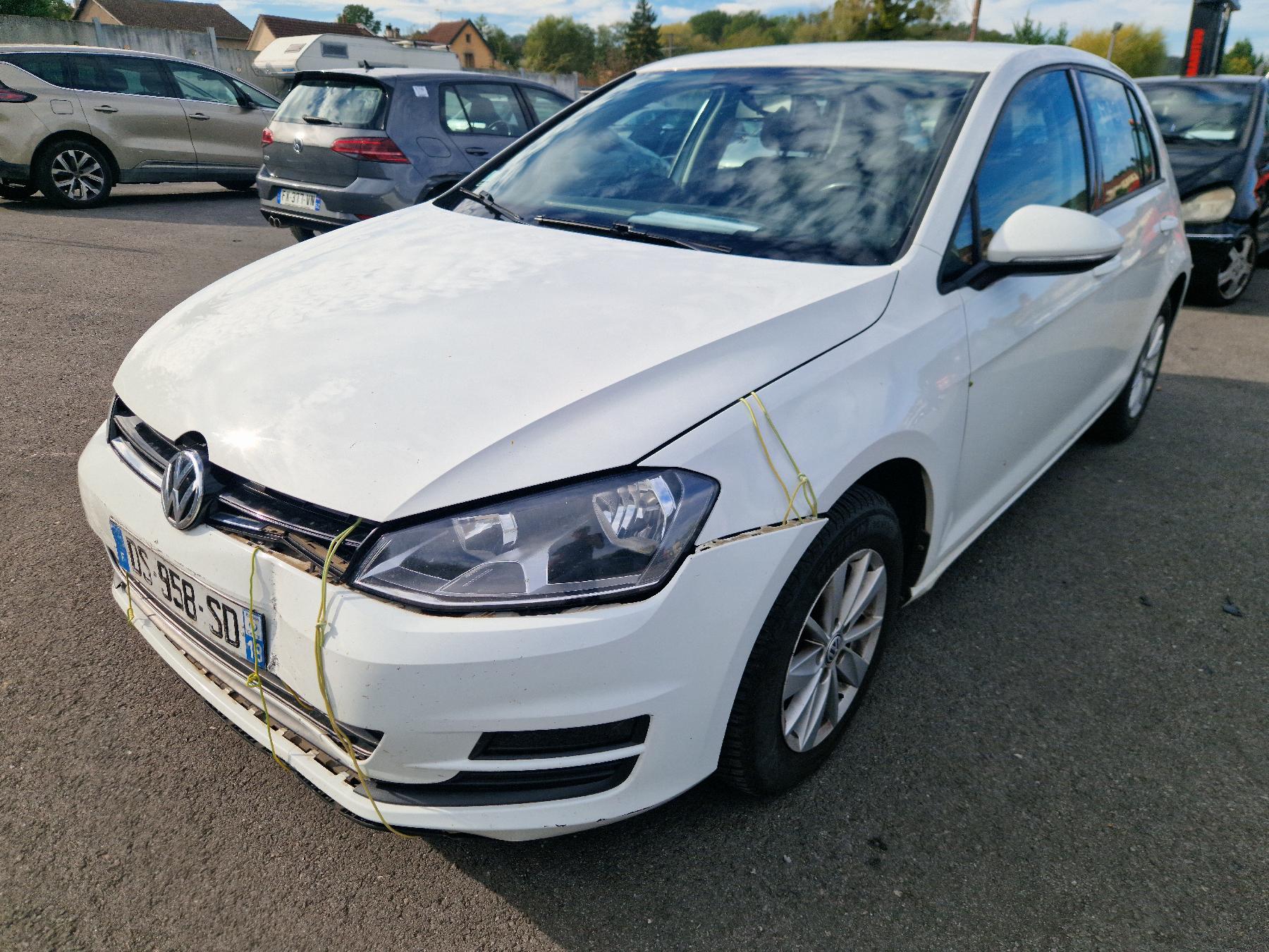 Poignee porte arriere droit pour VOLKSWAGEN GOLF 7 PHASE 1 Poignee porte arriere droit pour VOLKSWAGEN GOLF 7 PHASE 1
