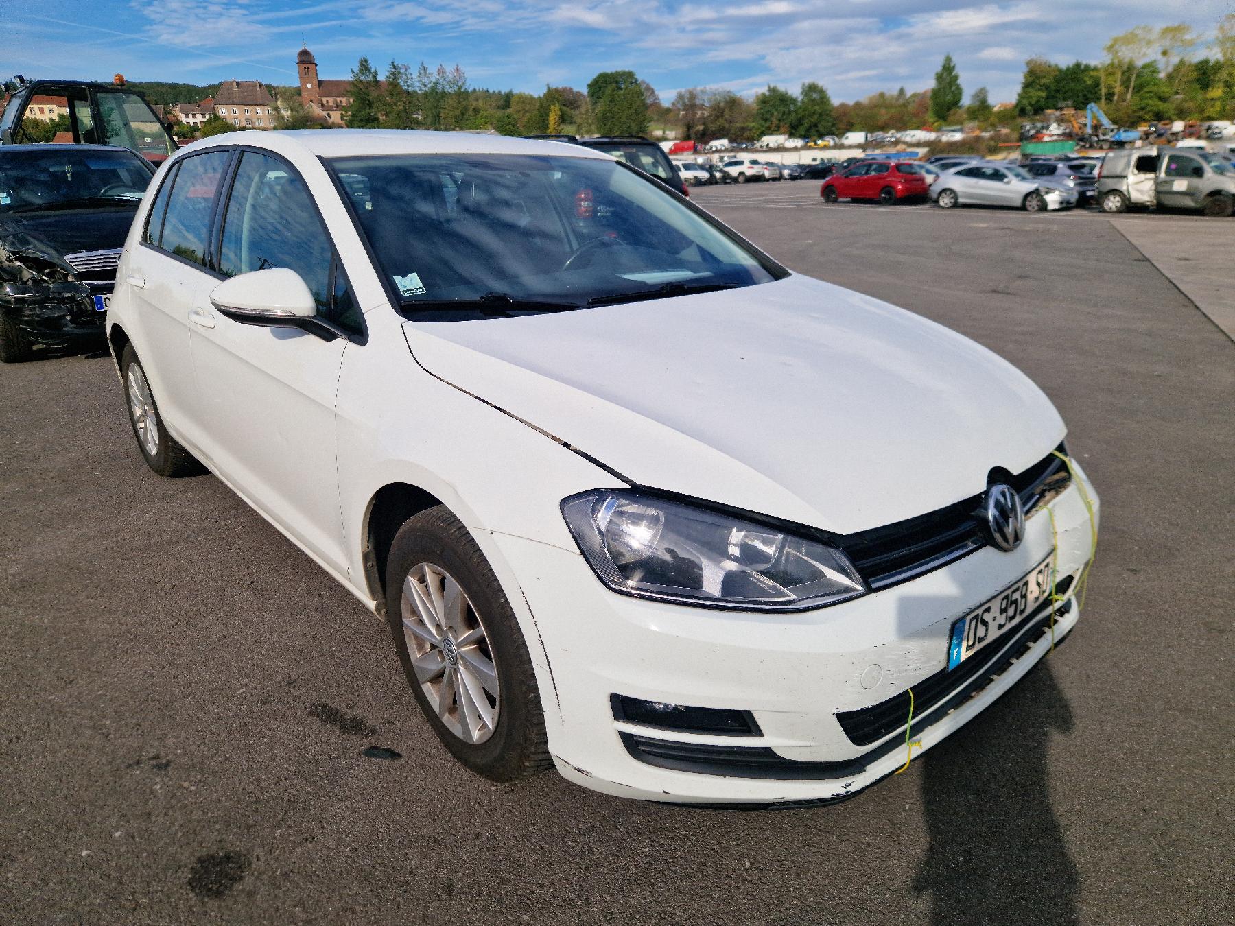 Poignee porte arriere droit pour VOLKSWAGEN GOLF 7 PHASE 1 Poignee porte arriere droit pour VOLKSWAGEN GOLF 7 PHASE 1