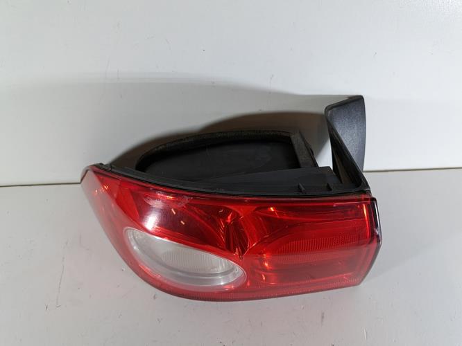 Image Feu arriere principal gauche (feux) - RENAULT LAGUNA 2