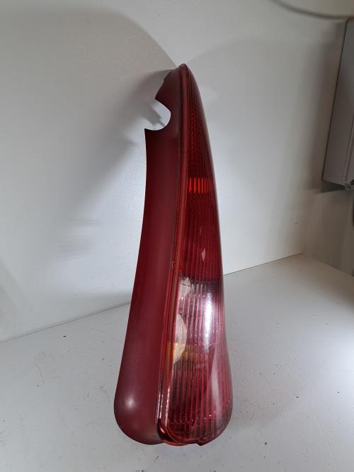 Image Feu arriere principal droit (feux) - PEUGEOT 206