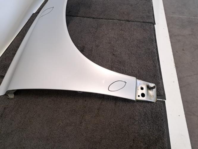 Image Aile avant droit - VOLVO V 50