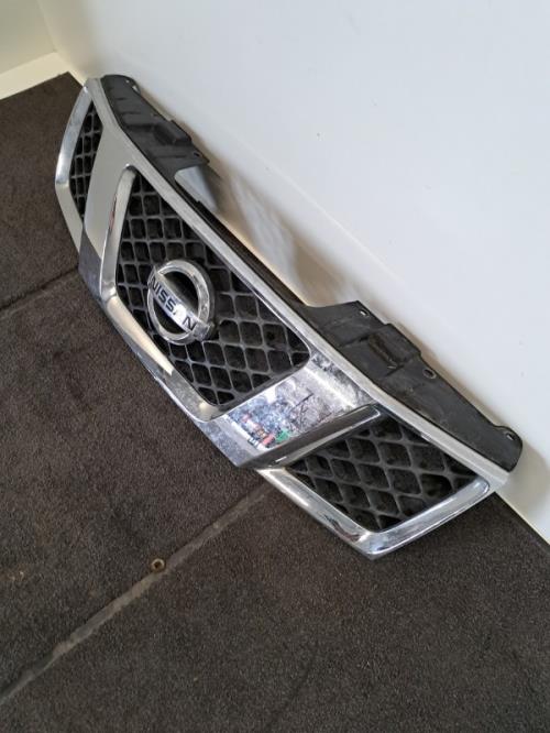 Image Calandre - NISSAN NAVARA 1