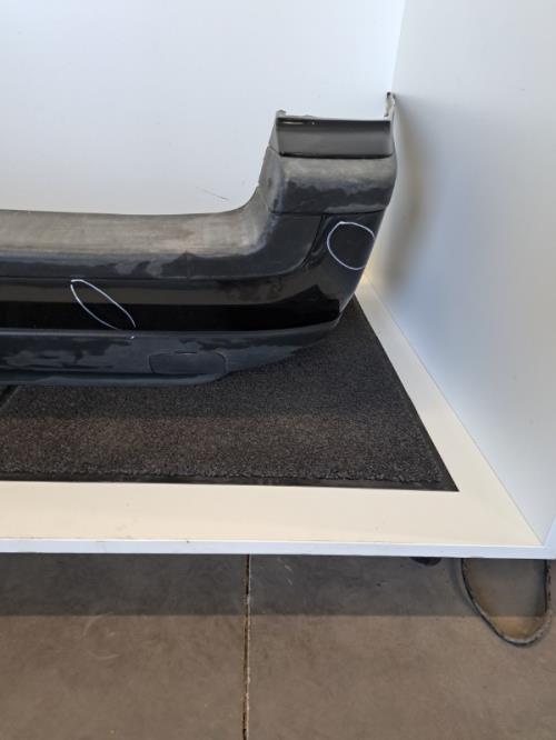 Image Pare choc arriere - VOLVO V 70 1