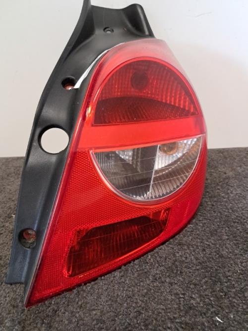 Image Feu arriere principal droit (feux) - RENAULT CLIO 3