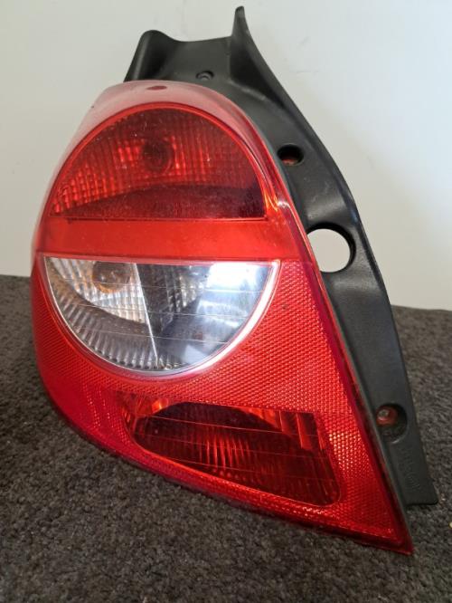 Image Feu arriere principal gauche (feux) - RENAULT CLIO 3