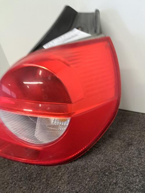 Image Feu arriere principal droit (feux) - RENAULT CLIO 3