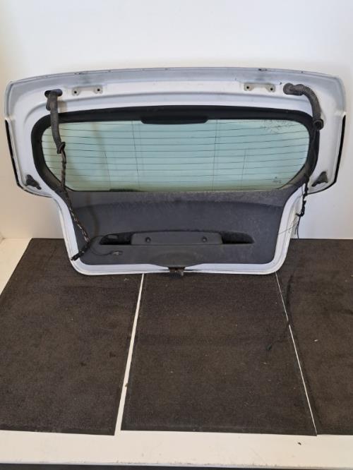 Image Malle/Hayon arriere - BMW SERIE 1 E81