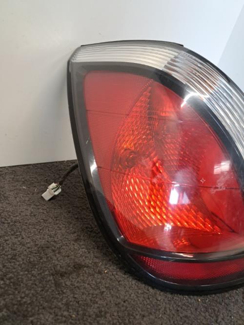Image Feu arriere principal gauche (feux) - KIA RIO 2
