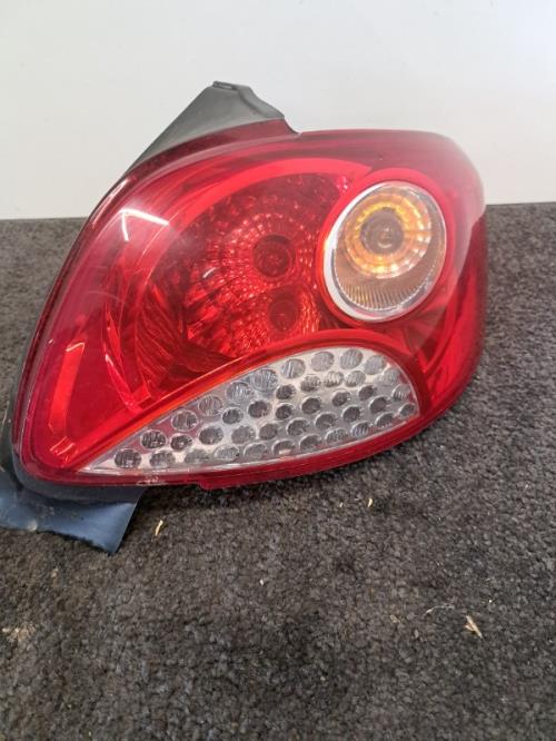 Image Feu arriere principal droit (feux) - PEUGEOT 206+