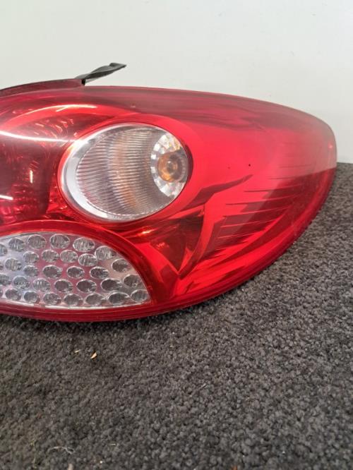 Image Feu arriere principal droit (feux) - PEUGEOT 206+