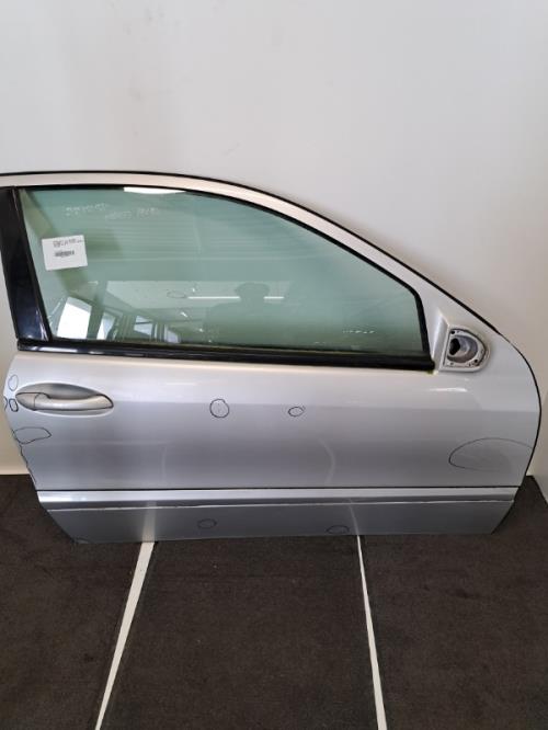 Image Porte avant droit - MERCEDES CLASSE C 203 COUPE SPORT
