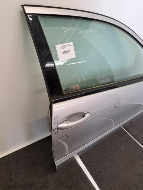 Image Porte avant droit - MERCEDES CLASSE C 203 COUPE SPORT
